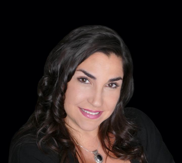 Karine Izidoro