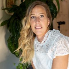 Angela Neufeld