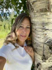 Angela Neufeld