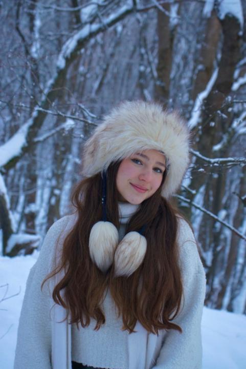 Виктория Божинова