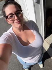 Luna Lewis
