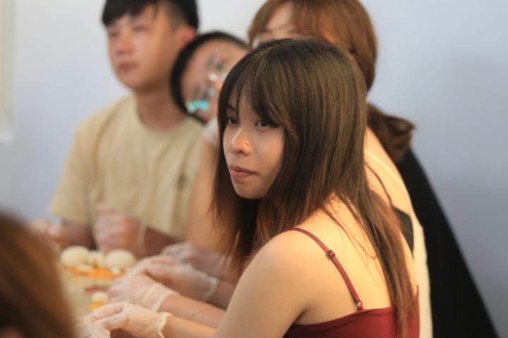 吳 雅竹