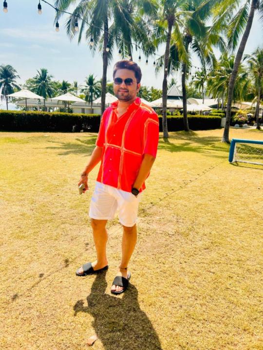 Sanket Lakhani