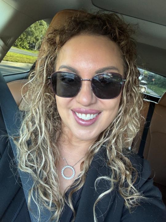 Elena Uttaro