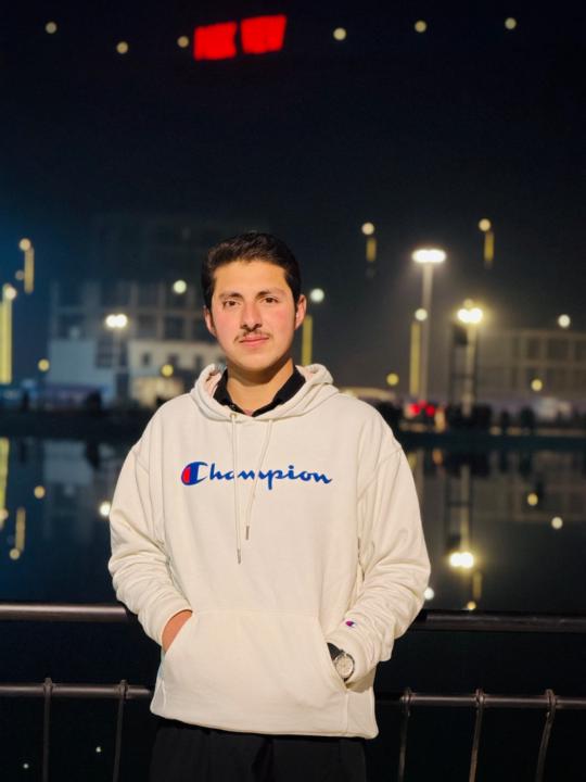 Anis Khan
