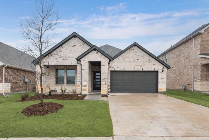 For Lease: 919 Honeydew Lane, McKinney, TX 75071