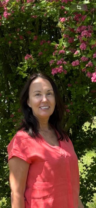 Ania Klinica