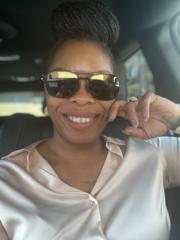Dominique Hinton