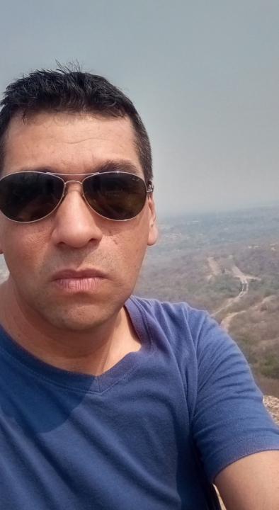 Vilay Ricardo Veintemilla Ríos