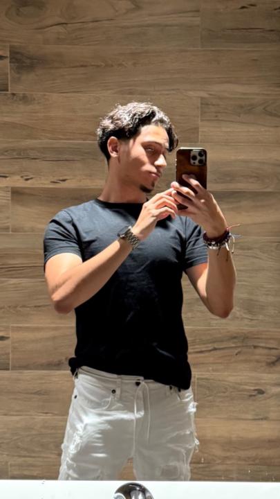 Gio M