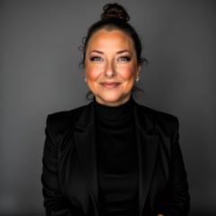 LeeAnna Adkins