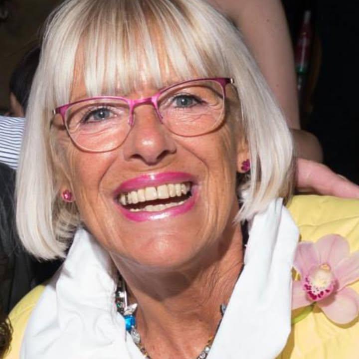 Anna K Hansen