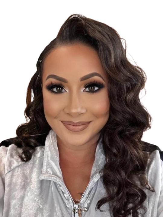 Dayna Lewis