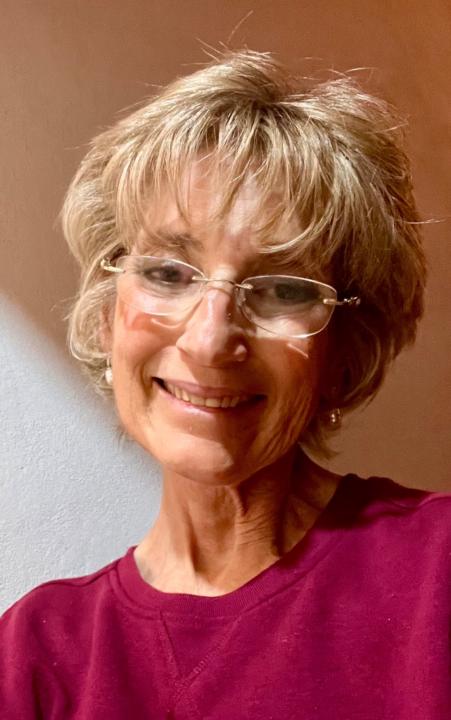 Maria Elena Lara