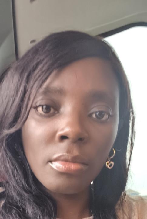 Oluwatosin U