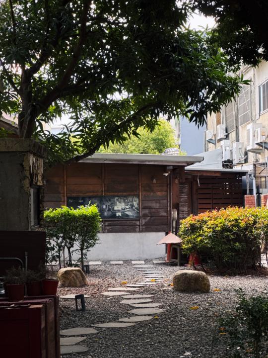 Dazz 可以刪了！攝影師朋友推薦的「全免費」底片相機 App 🤫