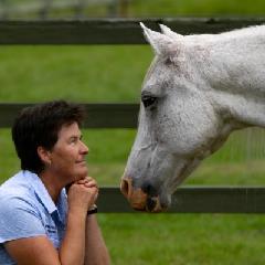 Robyn Larson-shelton