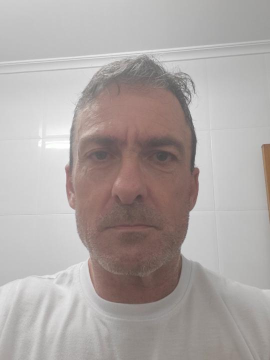 Alexander Fernández Pérez