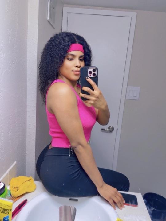 Deborah Saint-Vil