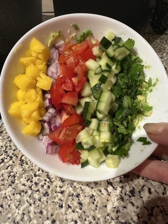 Vibrant Salad 🥗🫶🌱🥭🥑