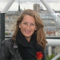 Leslie K Lazar
