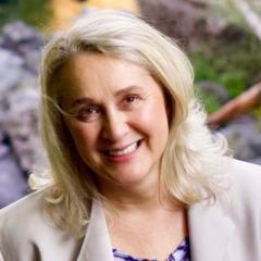 Christina Schlattner