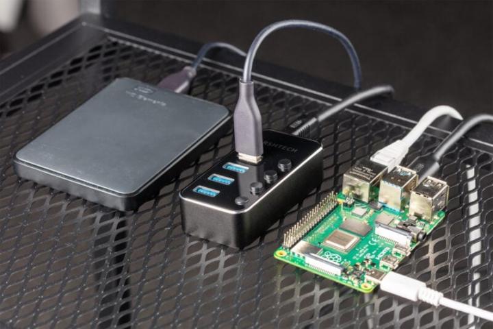 Self Hosting (NAS Setup for Beginners)