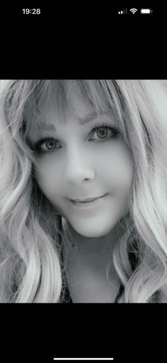 Cari Elkins