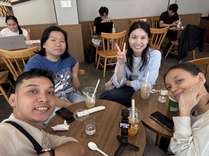 Tạm biệt Sài Gòn. Chuyến hành trình lại tiếp tục.