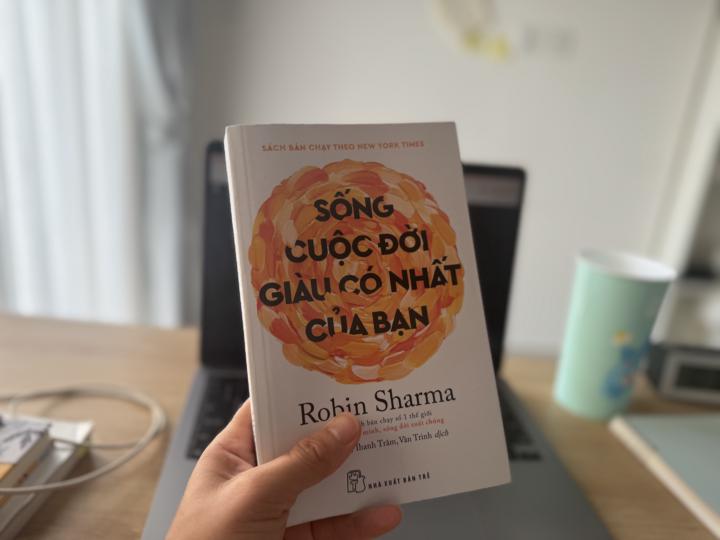 Tăng phí học viên không bắt đầu từ “giá” – mà từ vị thế của bạn