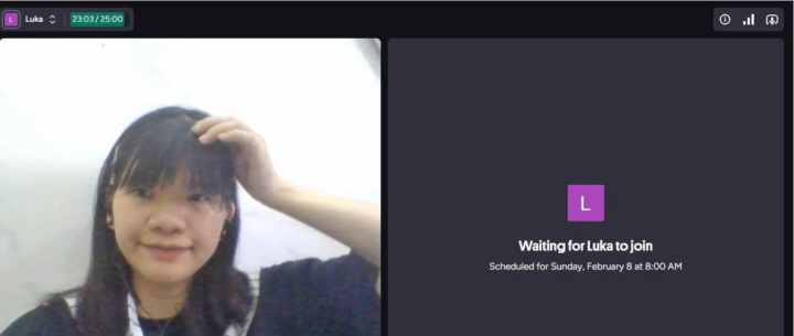 Sao lại đối xử con bé như vậy 