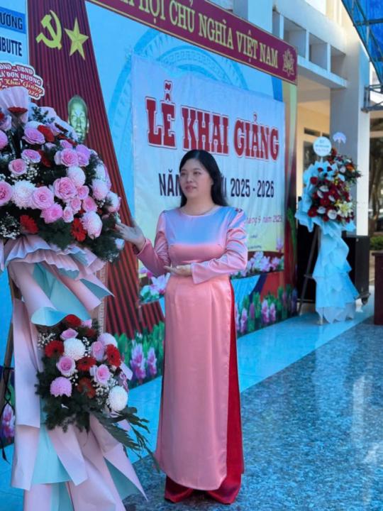 CHỊ THUỶ XIN CHÂN THÀNH CẢM ƠN GIA ĐÌNH 5M!