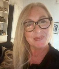 Lynne Dickson
