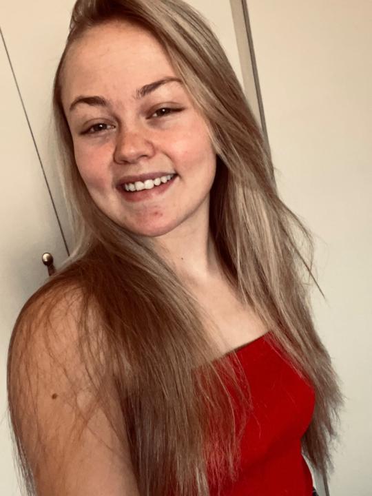 Mia Hubbard
