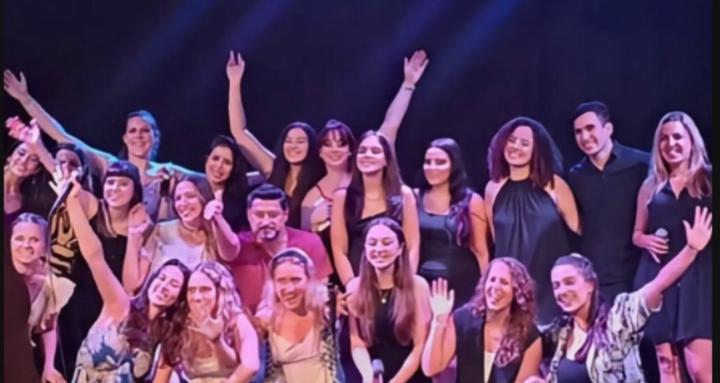 Club de Cantantes