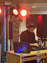 Eduardo Cardona puerta