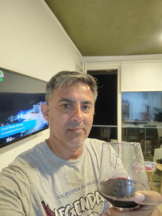 Carlos Roldan