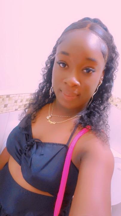 Donnagaye James