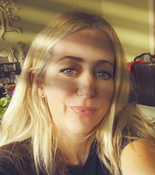 Nora Addam