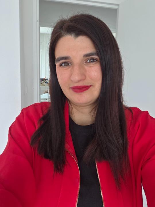 Omur Akcay