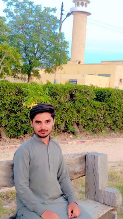 Kamal Khan