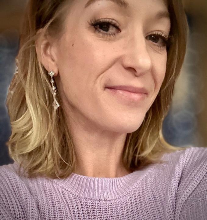 Laura Anderson