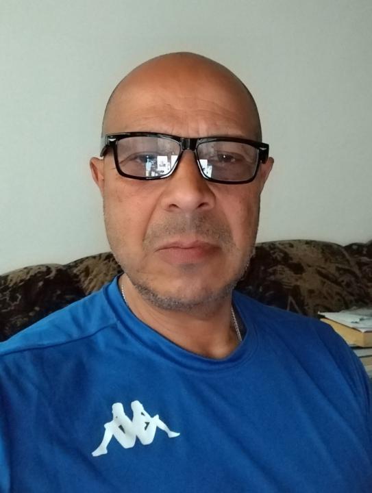 Веселин Лаков