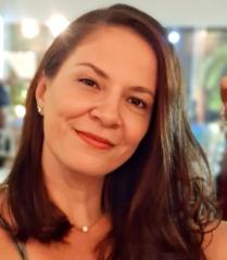 Elaine Guimaraes