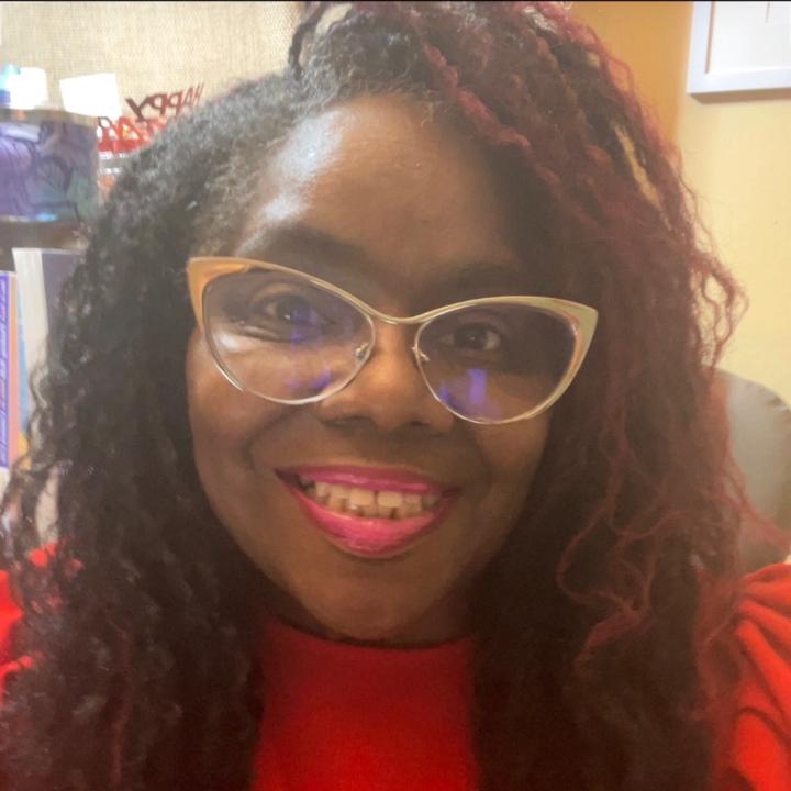 Monique Succeed