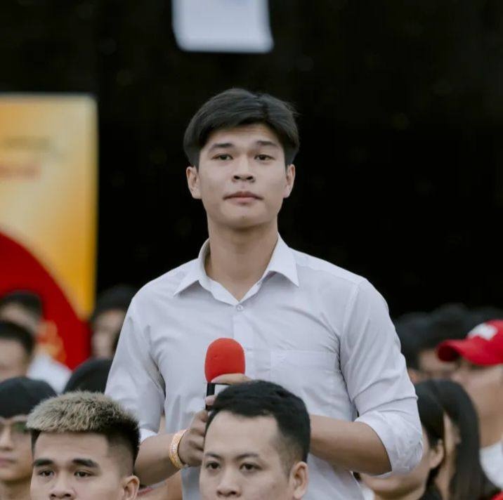 Phùng Tiến