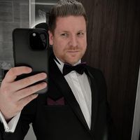 Gavin Hoe-Richardson