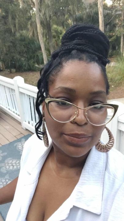 Akua Divine