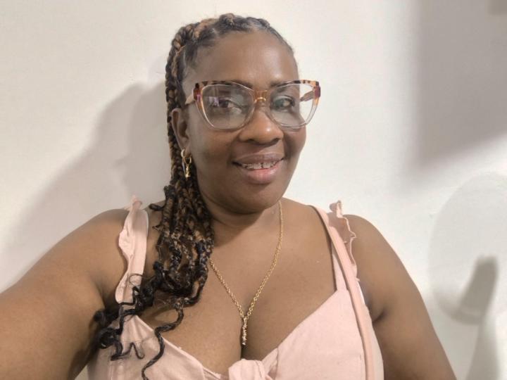 Luz irma Vasquez monta