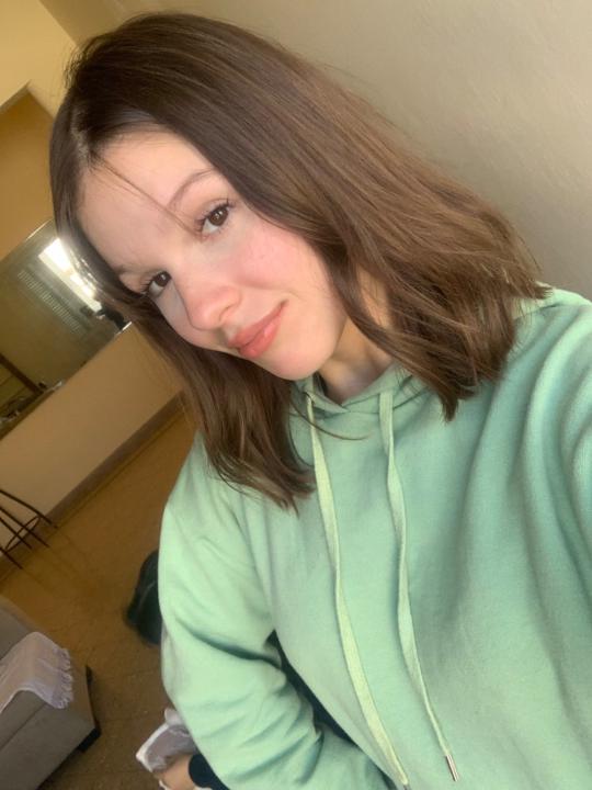 Abril Mechedze